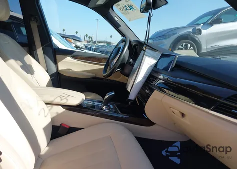 2018 BMW X5 Sdrive35I z USA, uszkodzony, nr VIN 5UXKR2C50J0Z21734